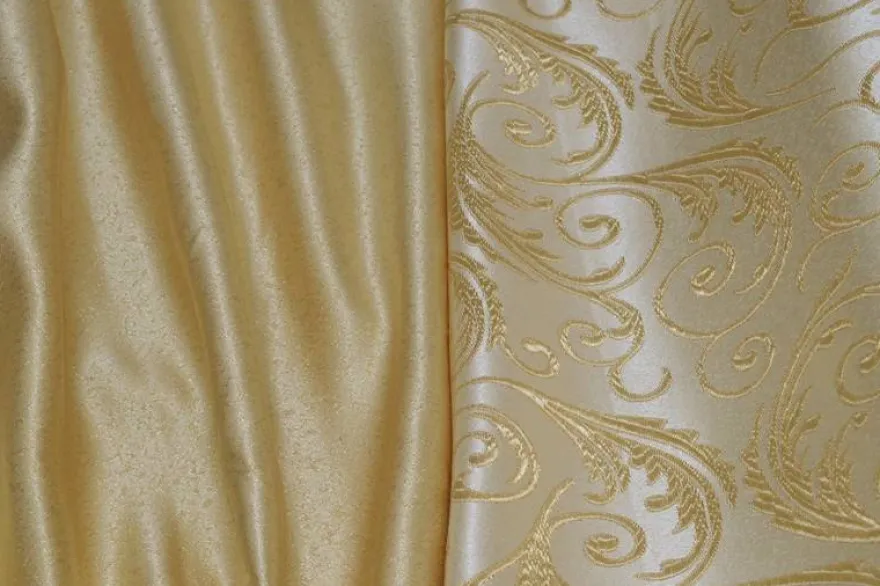 COORDINATI UNITO E JACQUARD LUREX ORO
