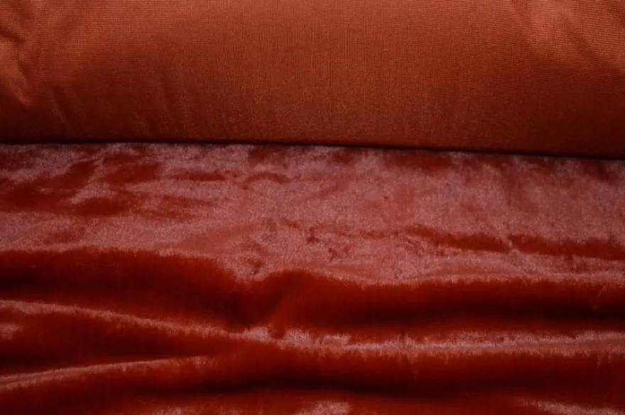 PELLICCIA SINTETICA ROSSO MATTONE