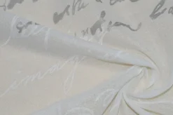 TENDA COLLEZIONE WRITTEN BIANCO/GRIGIO di VIA ROMA 60
