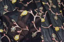 TESSUTO CREPE DE CHINE PURA VISCOSA RICAMATO