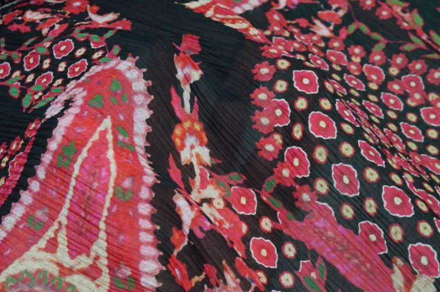 TESSUTO CREPON DISEGNO CASHMERE FUCSIA