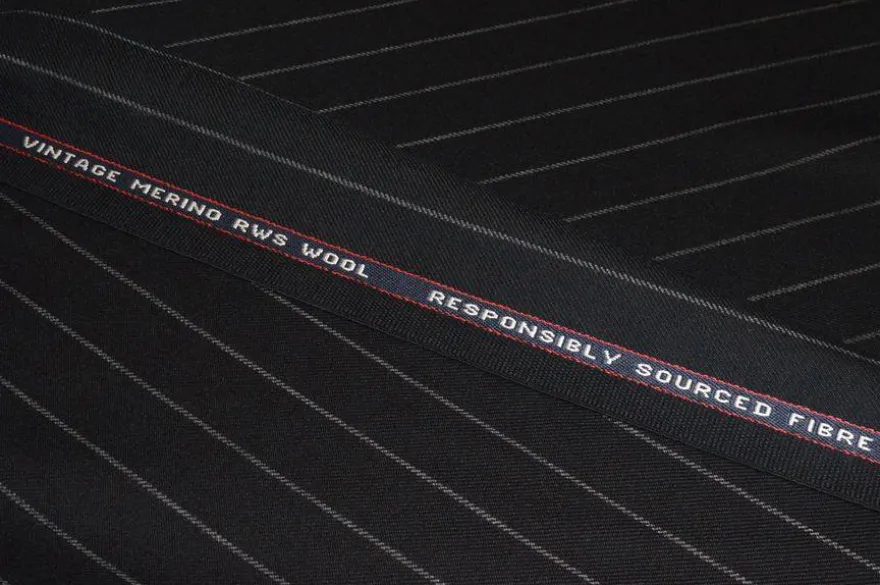 TESSUTO GABARDINE PURA LANA MADE IN ENGLAND GESSATO NERO