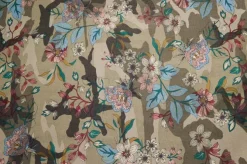 TESSUTO GABARDINE STRETCH FANTASIA FLOREALE MIMETICO