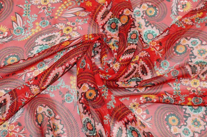 TESSUTO GEORGETTE PURA SETA DISEGNO CASHMERE ROSSO