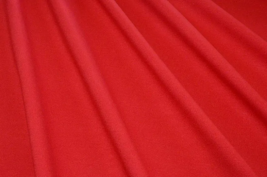 TESSUTO JERSEY PUNTO MILANO IN VISCOSA ROSSO