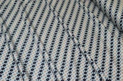 TESSUTO MAGLINA IN VISCOSA FANTASIA GEOMETRICA BLU