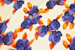 TESSUTO MAGLINA VISCOSA FANTASIA FLOREALE VIOLA FONDO PANNA