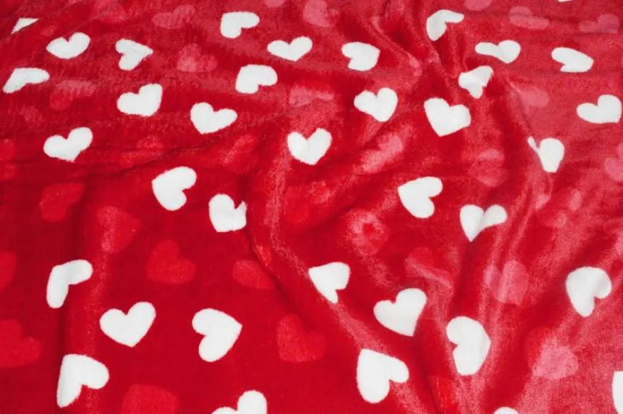 TESSUTO PILE CINIGLIATO CUORE ROSSO