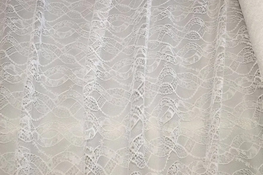 TESSUTO PIZZO CHANTILLY FANTASIA TRECCIA