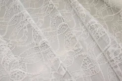 TESSUTO PIZZO CHANTILLY FANTASIA TRECCIA