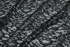 TESSUTO PIZZO NERO CON APPLICAZIONI ARGENTO