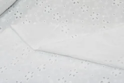 TESSUTO PIZZO SAN GALLO PURO COTONE RICAMO MARGHERITA BIANCO