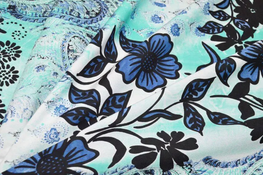 TESSUTO POPELINE PURO COTONE FANTASIA FIORE BLU