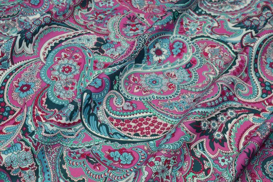 TESSUTO POPELINE PURO COTONE FANTASIA CASHMERE FUCSIA