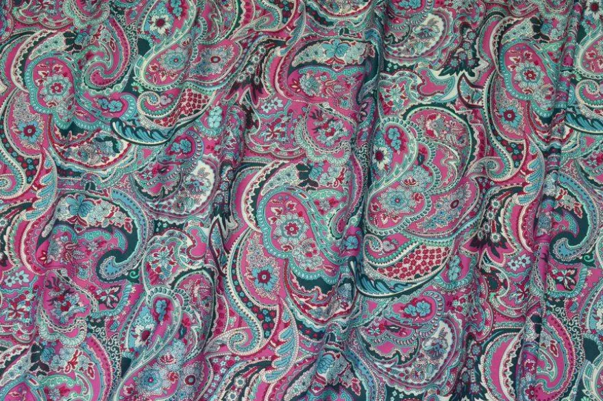 TESSUTO POPELINE PURO COTONE FANTASIA CASHMERE FUCSIA