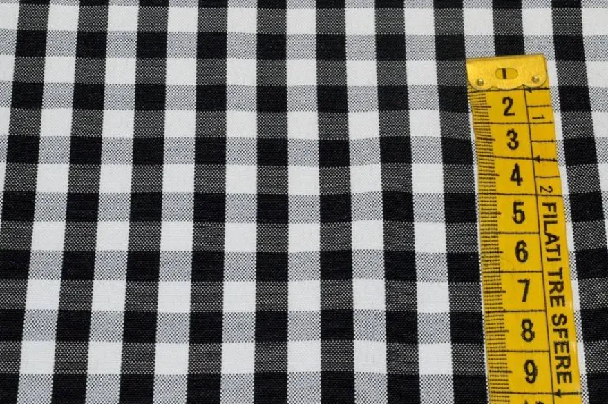 TESSUTO QUADRETTO BIANCO E NERO
