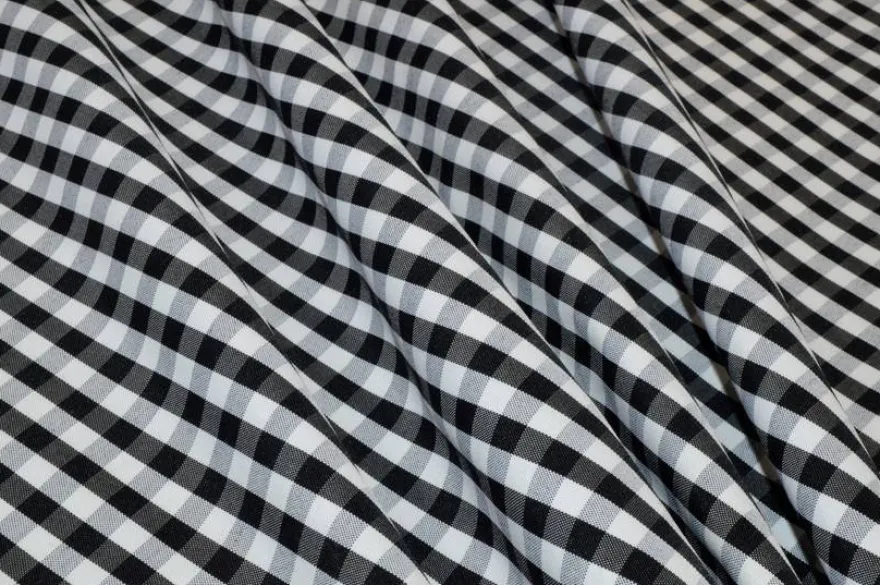 TESSUTO QUADRETTO BIANCO E NERO