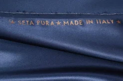 TESSUTO RASO PURA SETA BLU APERTO