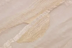 TESSUTO TENDA ORGANZA BEIGE CON APPLICAZIONI IN CINIGLIA