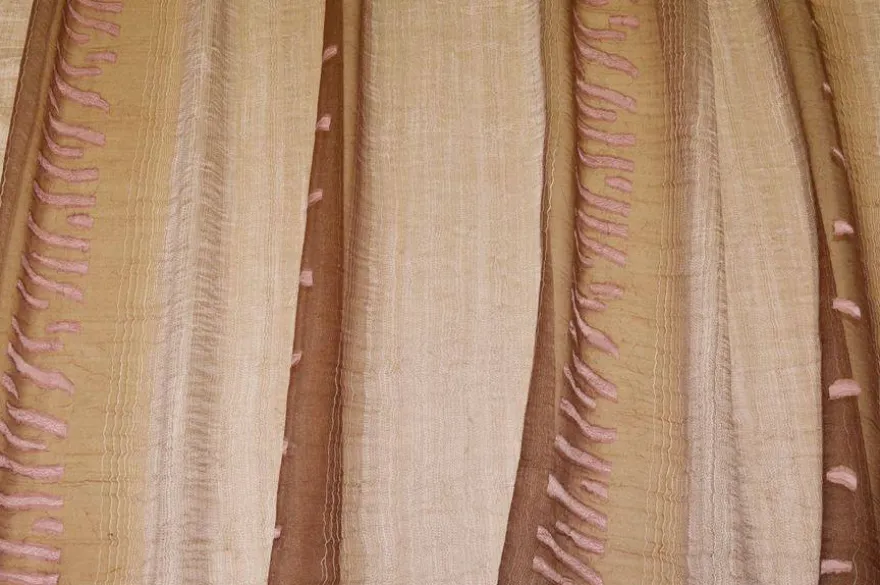 TESSUTO TENDA ORGANZA BEIGE RICAMO ROSA ANTICO