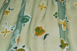 TESSUTO TENDA ORGANZA CON APPLICAZIONI FLOREALI