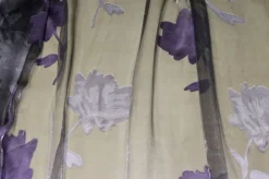TESSUTO TENDA ORGANZA CON MAXI FIORE VIOLA