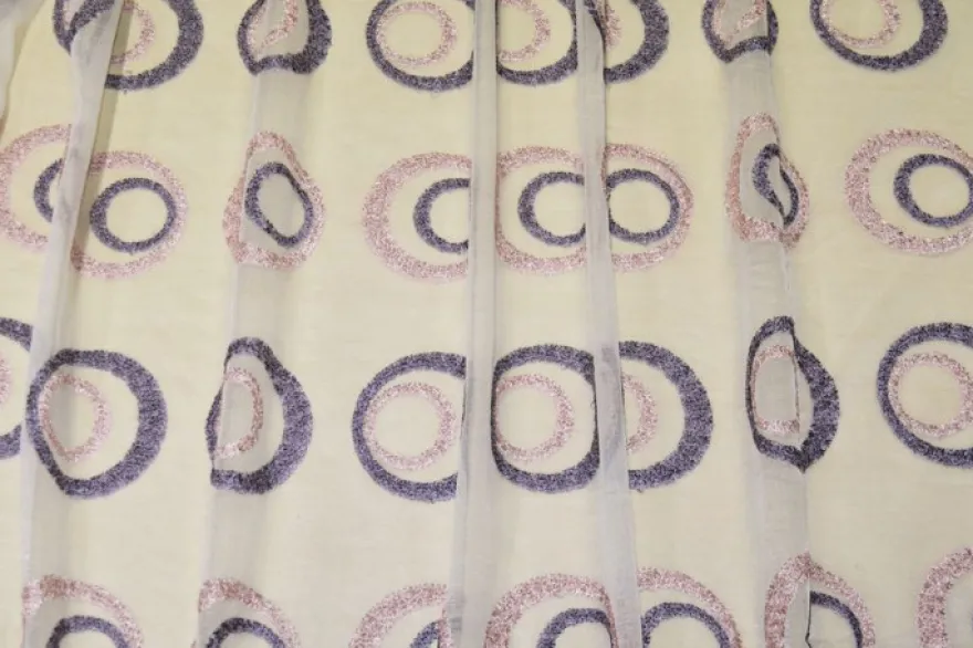 TESSUTO TENDA ORGANZA CON RICAMO IL RILIEVO ROSA E VIOLA