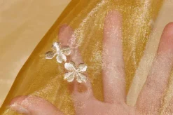 TESSUTO TENDA ORGANZA ORO CON FIORELLINO RICAMATO
