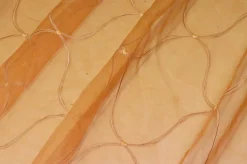 TESSUTO TENDA ORGANZA ORO CON RICAMO IN RILIEVO