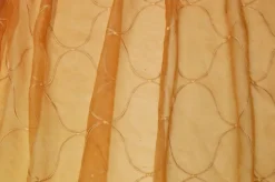 TESSUTO TENDA ORGANZA ORO CON RICAMO IN RILIEVO