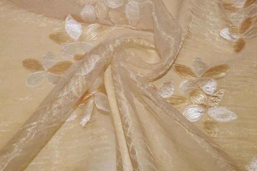 TESSUTO TENDA ORGANZA STROPICCIATA CON FIORE RICAMATO