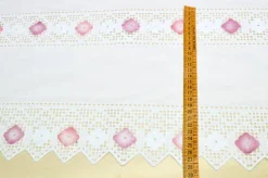 TESSUTO TENDINO CON INCASSI PIZZO FIORELLINO ROSA