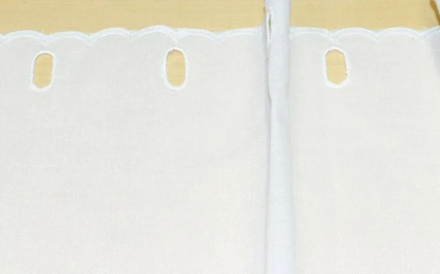TESSUTO TENDINO CON INCASSI PIZZO FIORELLINO GIALLO