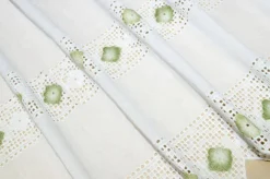 TESSUTO TENDINO CON INCASSI PIZZO FIORELLINO VERDE