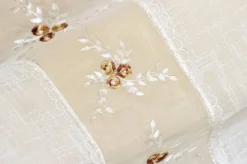 TESSUTO TENDINO CON INCASSO IN ORGANZA FIORELLINO MARRONE