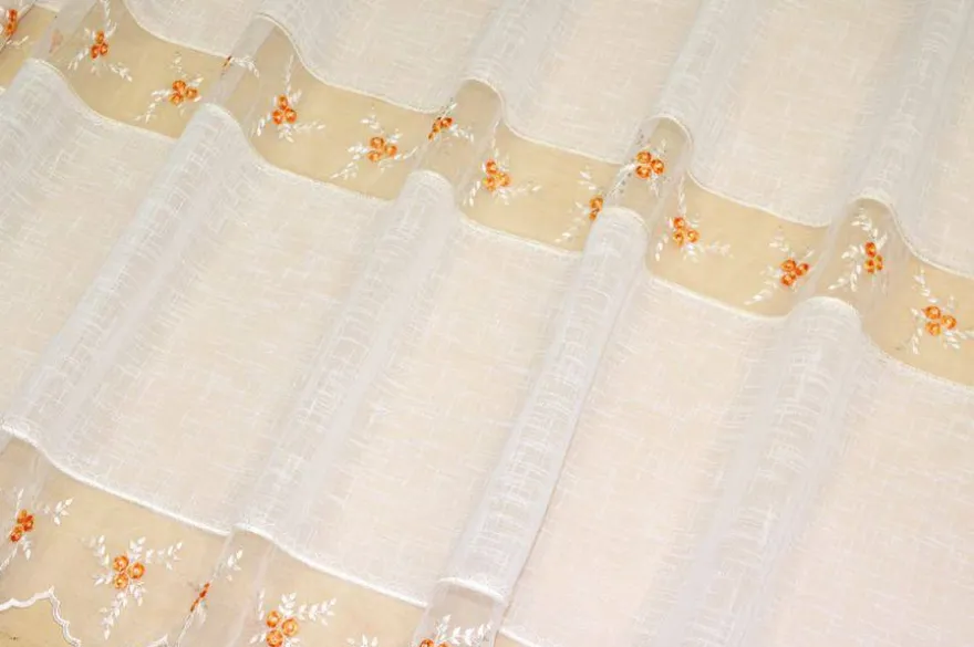 TESSUTO TENDINO CON INCASSO IN ORGANZA FIORELLINO ARANCIO