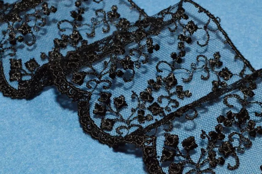 TULLE RICAMATO NERO ALTEZZA 7 CM