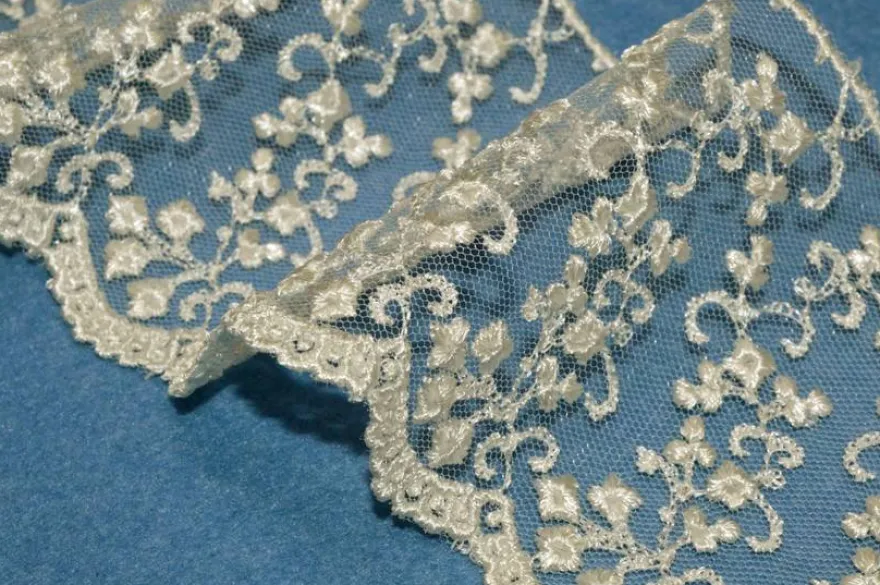 TULLE RICAMATO PANNA ALTEZZA 7 CM